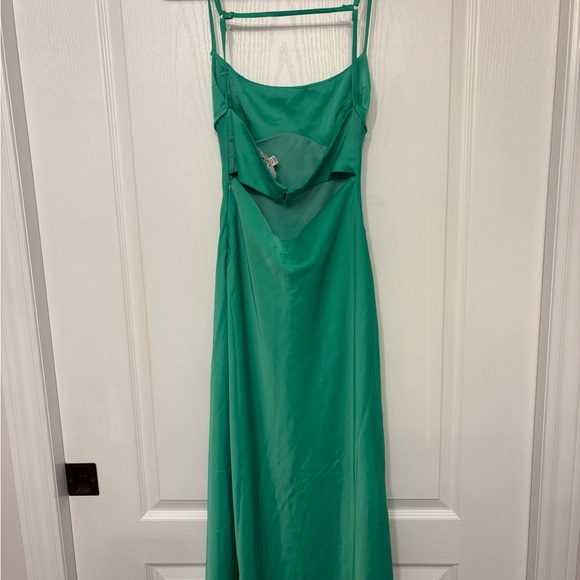 Green open back Dress - Picture 2 of 2